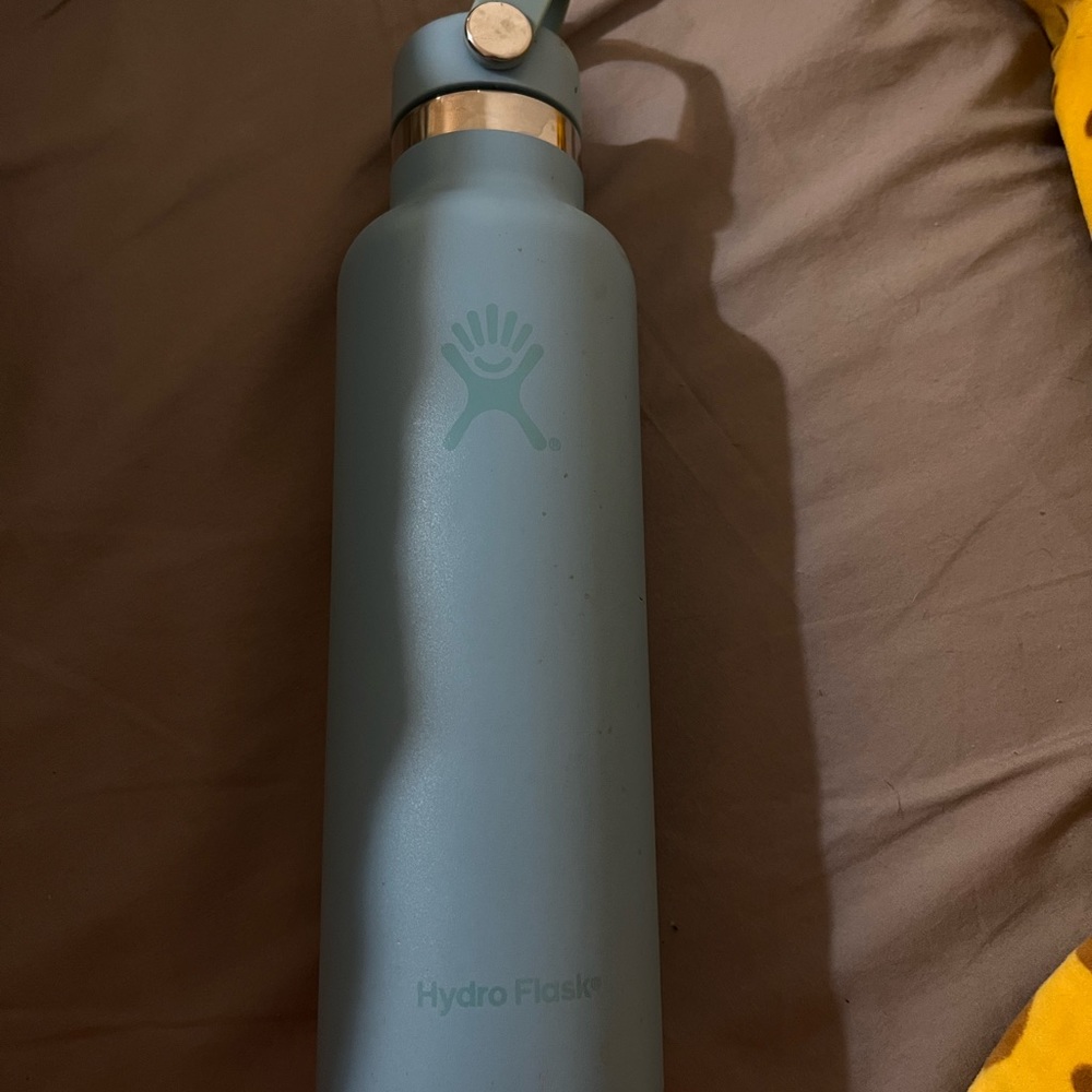 blue 21 oz hydro flask